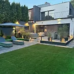 Oasis Of Green Streamside Relaxation