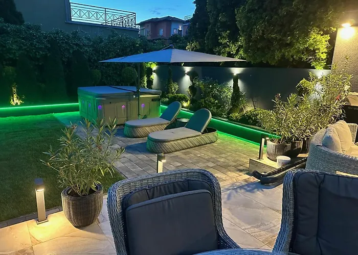 Oasis Of Green Streamside Relaxation