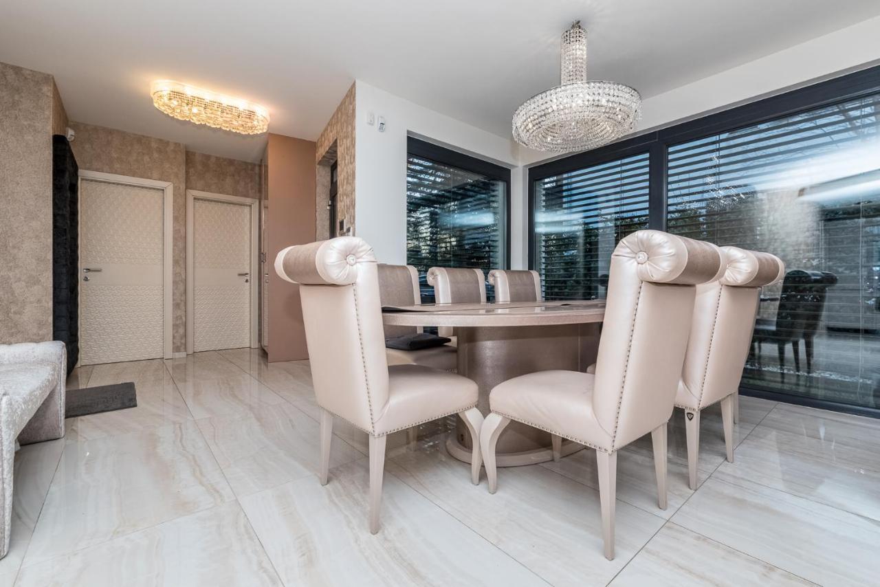 Villa Oasis Of Streamside Relaxation Budapest